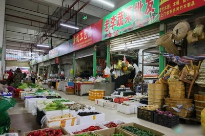 城东市场 为市民餐桌保鲜，新鲜蔬菜零售新体验